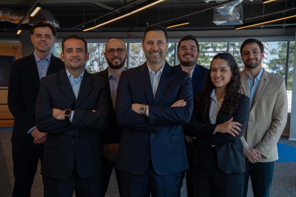 Charles Mendlowicz e a Ticker Wealth